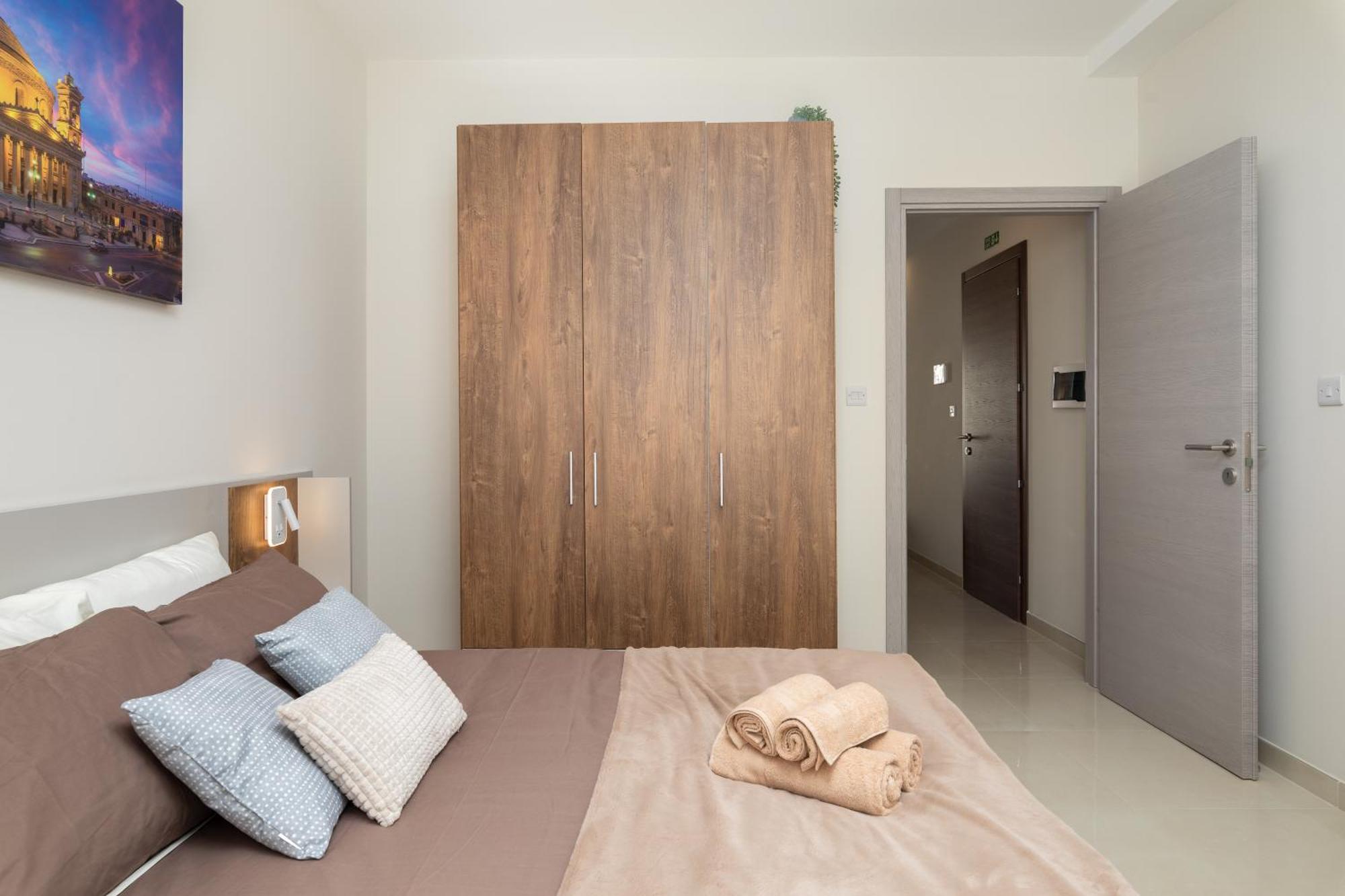 Edka Suites - Modern Sunlit 2Bd Apartments With Balconies - Close To Sliema Promenade, St Julian'S & St Georges Bay Gzira Luaran gambar