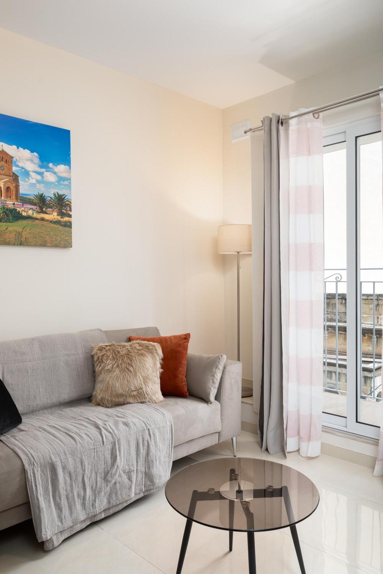 Edka Suites - Modern Sunlit 2Bd Apartments With Balconies - Close To Sliema Promenade, St Julian'S & St Georges Bay Gzira Luaran gambar