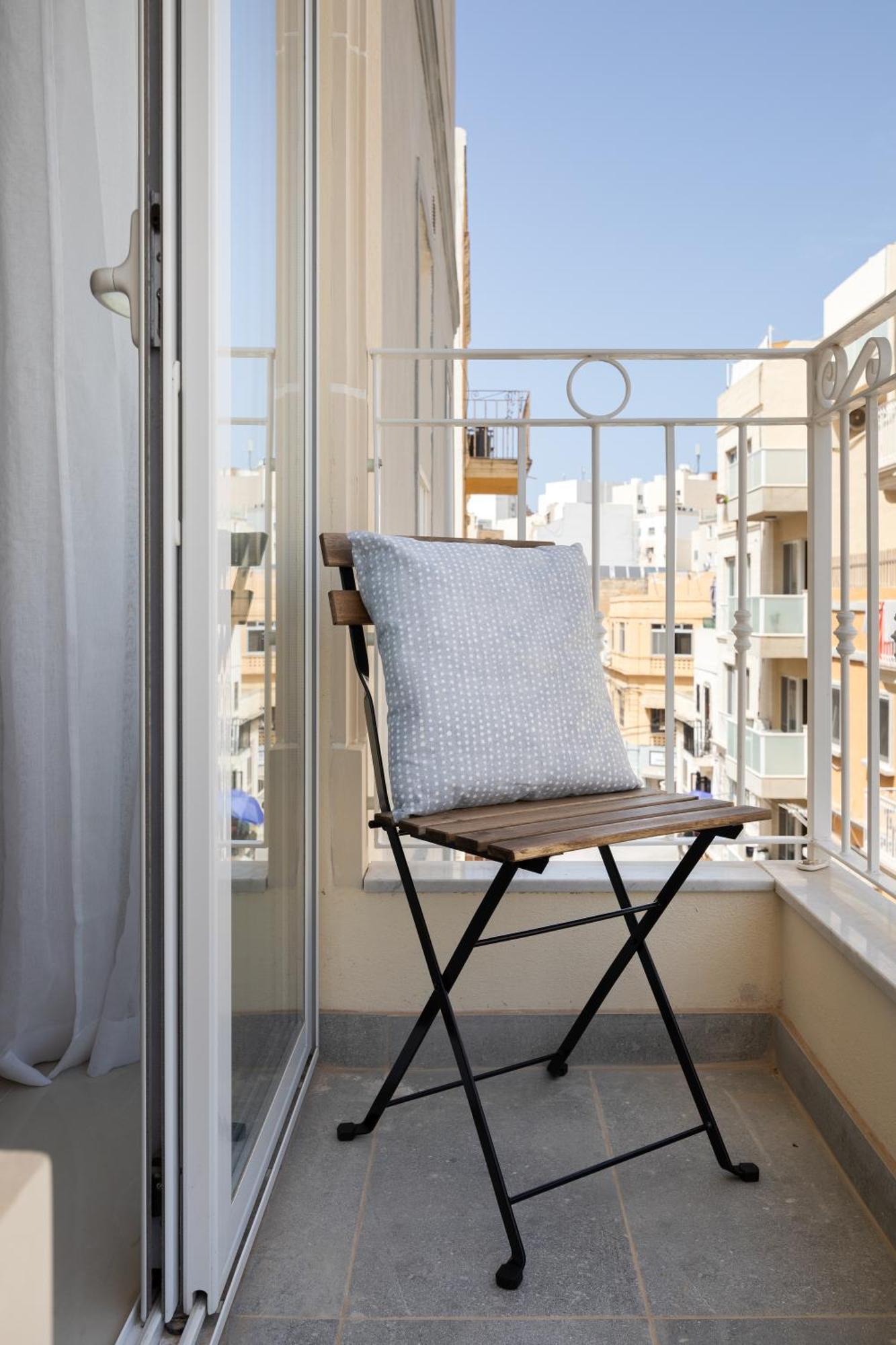 Edka Suites - Modern Sunlit 2Bd Apartments With Balconies - Close To Sliema Promenade, St Julian'S & St Georges Bay Gzira Luaran gambar